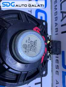 ゆか　0605 Boxa Difuzor Usa Portiera Fata Stanga Dreapta VW Golf 5 2004