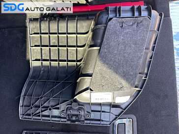 Capac Ornament Dreapta Spate Laterala Portbagaj Mercedes Clasa E
