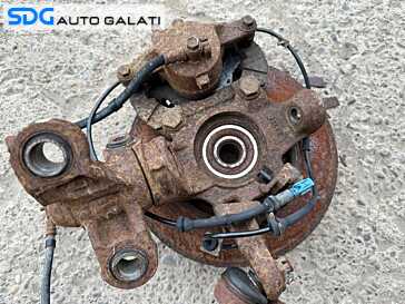 Fuzeta cu Rulment Stanga Fata Nissan Primera 1.9 Dci 2002 - 2008