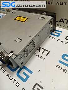 Navigatie Radio CD Player cu Slot Card Bluetooth Peugeot 3008 2009