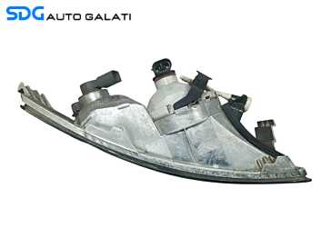 Proiector Ceata Stanga Skoda Octavia 2 FL Facelift 2004 - 2013 Cod