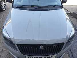 Capota Motor cu Ornament Sigla Emblema Skoda Fabia 2 Facelift FL 2007 - 2014 Culoare LF7A [1547]