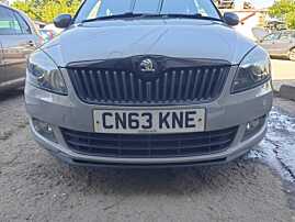 Bara Spoiler Fata cu Proiectoare cu Defect Skoda Fabia 2 Facelift FL 2007 - 2014 Culoare LF7A [1546]