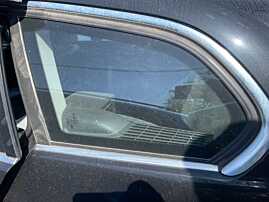 Geam Sticla de pe Aripa Caroserie Stanga Spate cu Bandou Cromat BMW Seria 3 E91 2004 - 2011 [1798]