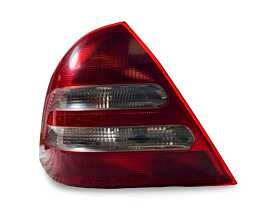 Stop Lampa Tripla Stanga Mercedes Clasa C Class W203 2001 - 2004 [LR3519]
