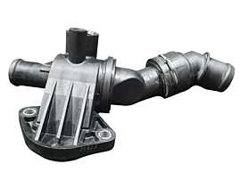 Corp Carcasa Termostat Lichid de Racire cu Cot Skoda Octavia 2 2.0 FSI 2004 - 2013 Cod 06F121111G [N3136]