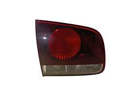 Tripla Stop Lampa Stanga de pe Haion Hayon Portbagaj Volkswagen Touareg 7L Facelift FL 2002 - 2010 Cod 7L6945093AA [LS0258]