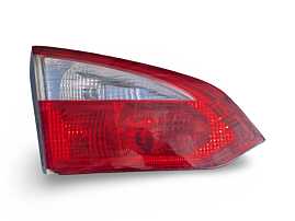 Stop Lampa Tripla Stanga de pe Haion Portbagaj Ford Focus 3 Break Combi Tournier 2010 - 2015 Cod BM51-13A603-B, BM51-13A603-D [LC3821]