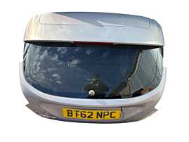 Haion Hayon Portbagaj Dezechipat cu Luneta Geam Sticla Ford Focus 3 Hatchback 2010 - 2014 [LC2626]