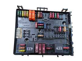 Panou Tablou Sigurante Audi A3 8P 2004 - 2013 Cod 1K0937124D [LR1949]