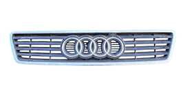 Grila Centrala cu Sigla Emblema de pe Capota Motor Audi A6 C5 1998 - 2005 Cod 4B0853651A [L7925]