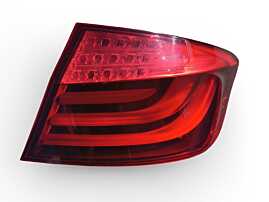 Tripla Lampa Stop Led Dreapta de pe Aripa Caroserie BMW Seria 5 F10 Sedan Berlina 2009 - 2017 Cod 173462-02 (Mici Defecte Imperfectiuni) [LR3927]
