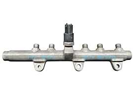 Rampa Injectoare cu Senzor Presiune Fiat Punto 1.9 JTD 1998 - 2012 Cod 0445214016 [N3613]
