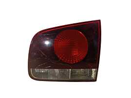 Stop Lampa Tripla Dreapta de pe Haion Portbagaj Volkswagen Touareg 7L Facelift FL 2002 - 2010 (Prezinta Microfisuri) [LS0267]