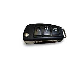 Chei Cheie Carcasa cu Placa si CIP Audi A3 8P 2004 - 2013 Cod 8P0837220D (Cheie Originala) [LS0682]