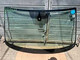 Parbriz Geam Sticla cu Locas pentru Senzor de Lumina Lumini Ploaie Volkswagen Passat B8 2015 - 2020 [LC4126]