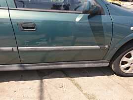 Usa Usi Portiera Portiere Dreapta Fata Dezechipata cu Defect Opel Astra G Break Combi 1998 - 2004 Culoare Z387