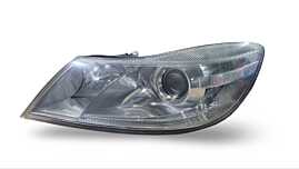 Far Stanga cu Lupa FARA Xenon Skoda Octavia 2 FL Facelift 2008 - 2013 Cod 1Z2941015F [LR2427]