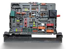 Modul Unitate Calculator Panou Tablou Sigurante BMW Seria 1 E81 E87 2006 - 2013 Cod 9119446-04 B010110700 [L9360]