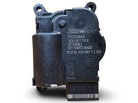 Motoras Reglaj Grila Clapeta Clapete Aeroterma Seat Leon 5F 2013 - 2020 Cod 5Q0907511K [N5148]