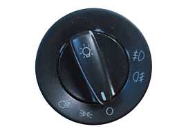 Bloc Lumini Volkswagen Bora 1998 - 2005 Cod 1C0941531A ( Butonul din Mijloc Decolorat de Jur Imprejur Margine Aproape Insesizabil ) [LR1859]