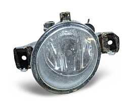 Proiector Ceata Dreapta de pe Bara Spoiler Fata Renault Clio 2 1998 - 2012 Cod 8200002470 [LR3642]