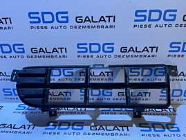 Ornament Grila Inferioara Stanga de pe Bara Spoiler Fata Kia Cerato 2003 - 2008 Cod 86573-2F000 [L7841]