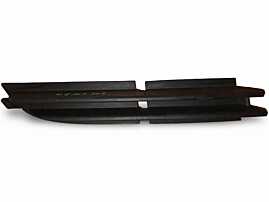 Ornament Grila Inferioara Stanga de pe Bara Spoiler Fata BMW Seria 3 E46 1997 - 2005 Cod 5111-7032615 7032615 [N4867]