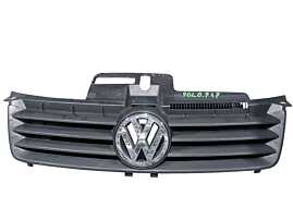 Grila Centrala cu Emblema Sigla de pe Bara Spoiler Fata Volkswagen Polo 9N 2002 - 2005 Cod 6Q0853651C [N4086]
