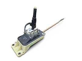 Timonerie Ansamblu Maneta Schimbator cu Sufa Cutie Viteze Manuala Volkswagen Golf 4 1998 - 2006 Cod 1J0711025D [N5367]