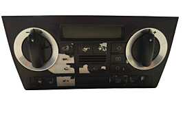 Panou Climatronic AC Aer Conditionat Clima Audi A3 8P 2004 - 2013 Cod 8P0820043C ( Prezintă Urme de Vopsea Sărită pe Față , Inveliș Butoane Mijloc Sărit ) [LR1891]