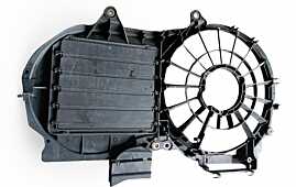 Carcasa Ventilator Audi A4 B6 2.0 Benzina ALT 2001 - 2005 Cod 8E0121207, 10952900 [MX0490]