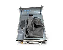 Scrumiera Spatiu Depozitare cu Rama Grila Ornament Consola Centrala si Manson Maneta Schimbator Viteze Mazda 6 2002 - 2008 Cod GR1C64334 [LR4058]