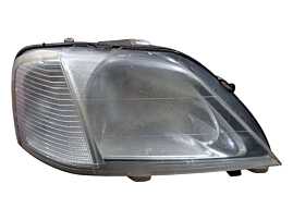 Far Dreapta Halogen Dacia Logan 1 2004 - 2012 Cod 8200211006 89029770 (Ureche Superioara Lipsa) [L8457]