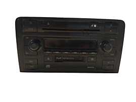 Unitate Radio CD Player Symphony Audi A4 B6 2001 - 2005 Cod CFA00031C ( Prezintă Urme de Culoare Luată pe Butoane Mici Zgârieturi pe Față ) [LR1899]