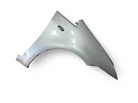 Aripa Dreapta Fata Ford Focus C-Max 2003 - 2010 Culoare Moondust Silver Argintiu [LC4185]