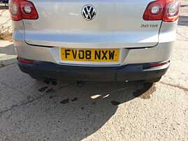 Bara Spoiler Spate cu Locas Senzori Parcare Culoare LA7W Volkswagen Tiguan 2007 - 2011 [L1456]