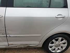 Usa Usi Portiera Portiere Stanga Spate Dezechipata cu DEFECT Volkswagen Golf 5 Plus 2004 - 2008 Culoare LA7W