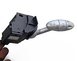 Maneta Semnalizare Bloc Lumini Mini Cooper R50 R53 2001 - 2006 Cod 1484331 [LR2886]