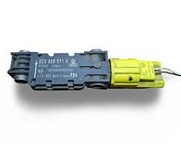Senzor Senzori Impact Accident Audi A3 8P 2004 - 2013 Cod 8E0959651A 6Q0972623B [L9427]