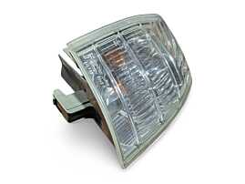 Lampa Semnalizare Dreapta de pe Bara Spoiler Fata Nissan X-Trail T30 2000 - 2007 [LR3691]