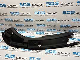 Capac Ornament Plastic Dreapta Tragher Trager Bara Spoiler Fata Audi TT 8N 1998 - 2006 Cod 8N0860442E