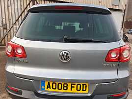 Brat Lama Lamela Stergator Luneta Geam Sticla de pe Hayon Haion Portbagaj Volkswagen Tiguan 2007 - 2015