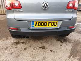 Bara Spoiler Spate cu Locas Senzori Parcare Volkswagen Tiguan 2007 - 2011 Culoare LR7N