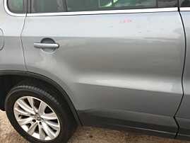 Usa Usi Portiera Portiere Dreapta Spate Dezechipata Volkswagen Tiguan 2007 - 2015 Culoare LR7N