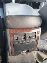 Gura Grila Aer Aerisire Ventilatie Scrumiera din Cotiera Volkswagen Touareg 7L 2003 - 2010