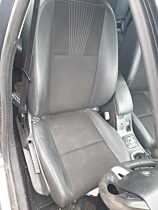 Scaun Dreapta Fata Pasager Semi Piele Semipiele Fara Incalzire cu Uzura Renault Megane 3 2008 - 2015