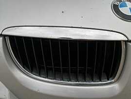 Grila Nara Dreapta Capota Motor Spoiler Bara Fata BMW Seria 3 E90 E91 2004 - 2010
