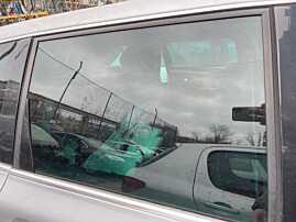 Geam Sticla de pe Usa Portiera Dreapta Spate Volkswagen Touareg 7L 2003 - 2010