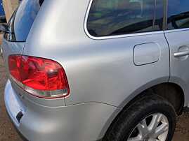 Aripa Caroserie Dreapta Spate Volkswagen Touareg 7L 2003 - 2010 Culoare LA7W